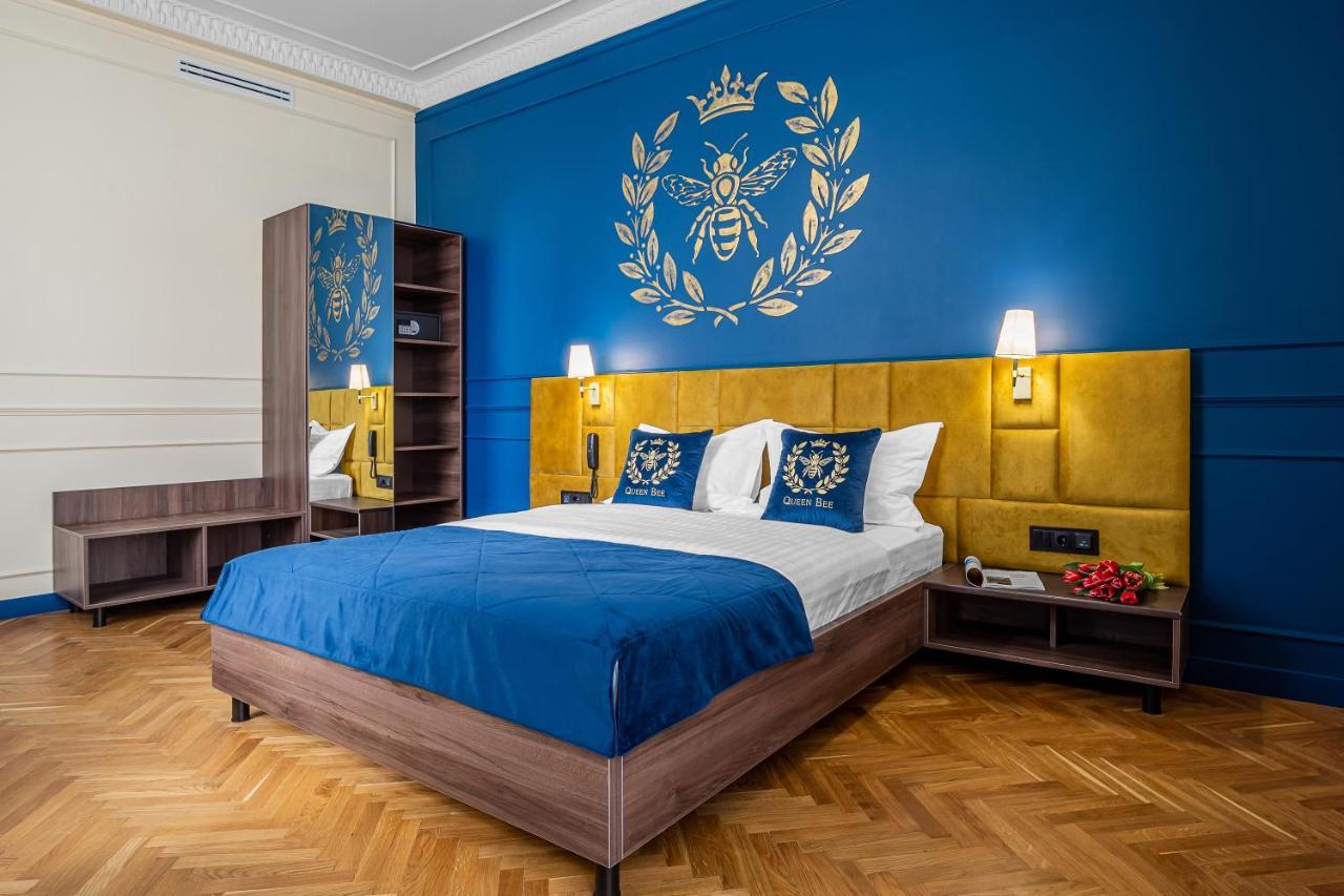 Queen Bee Hotel Kyiv